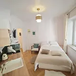 Opera-4 Min Walk-elegant 2 Sleeper Apartment *